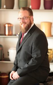 Ruben Schnetzer - Bestattermeister Bestattungsinstitut Gehrlein Lingenfeld und Germersheim